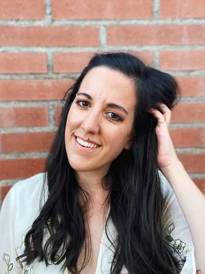 صورة المؤلف ايلينا ارماس